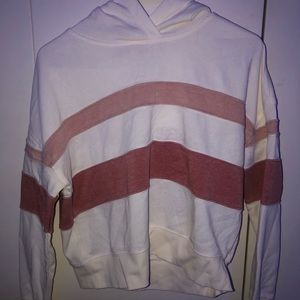 STRIPED SWEATSHIRT 🤩